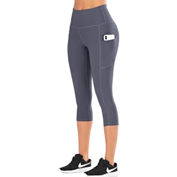 IUGA - SM Dark Gray Workout Capri Leggings - Picture 1 of 5